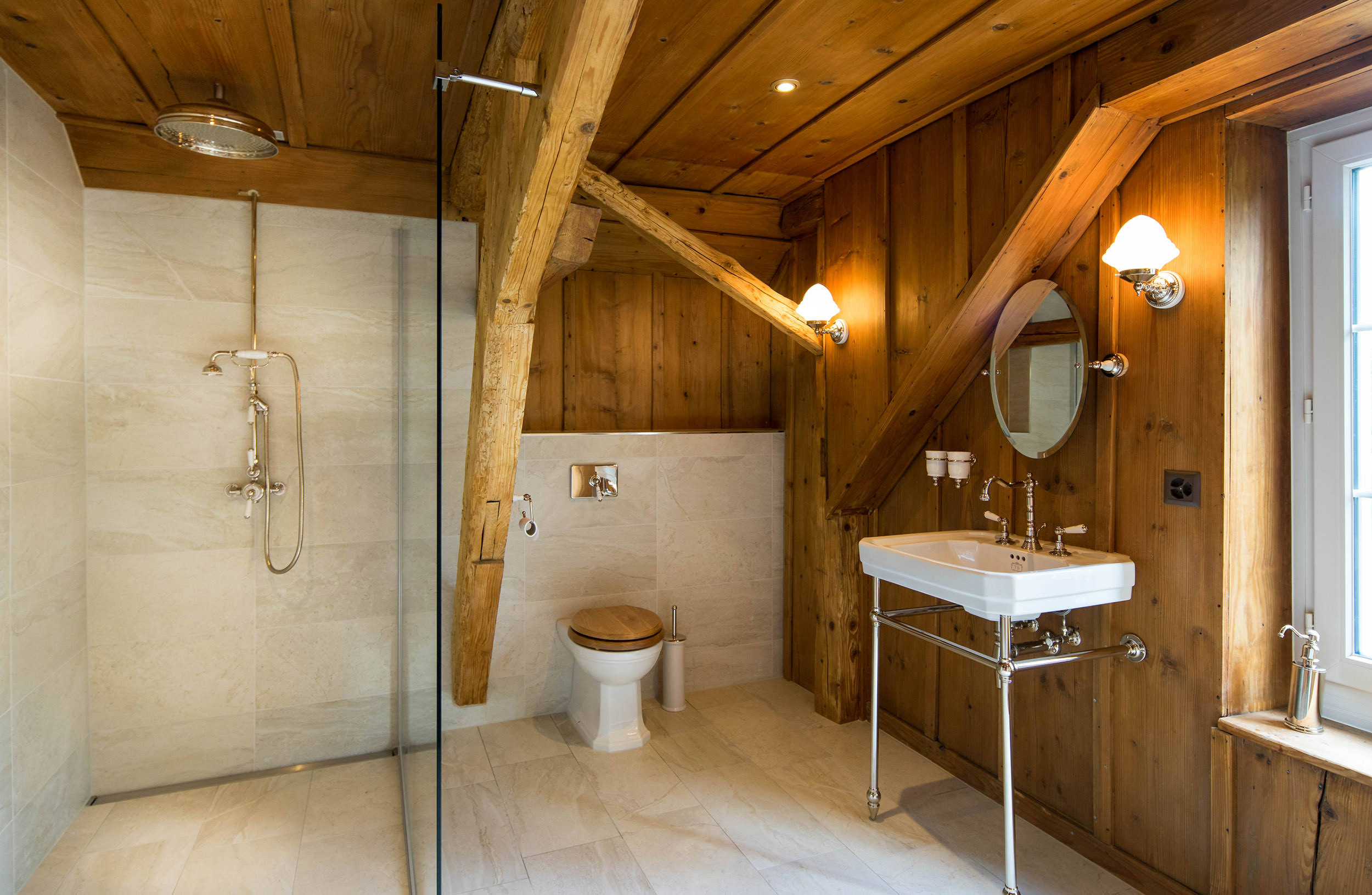 Badezimmer Imlandhausstil – Traditional Bathrooms With Regard To Badezimmer Accessoires Landhausstil